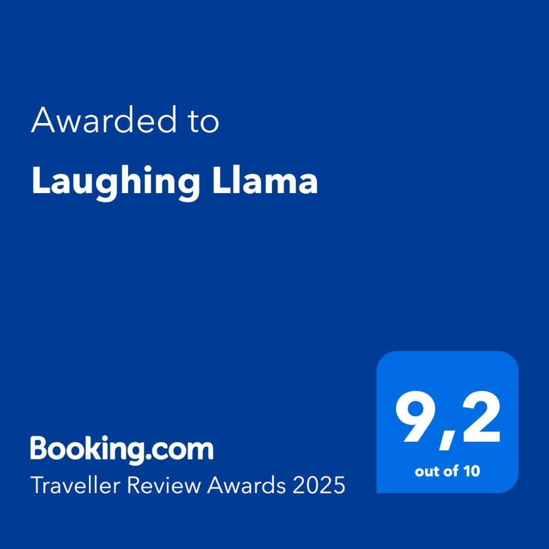 Laughing Llama Вернон Екстер'єр фото